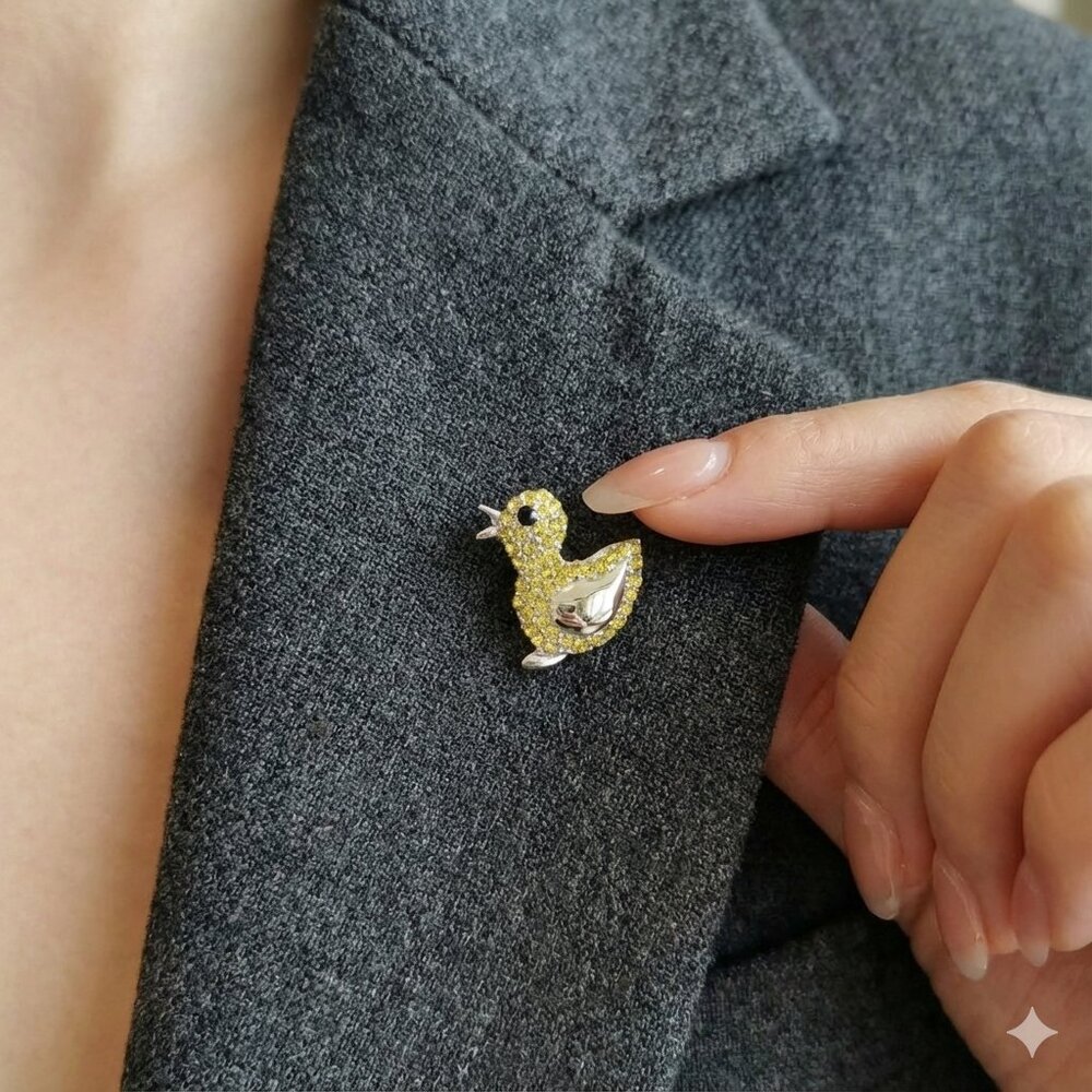 Vintage Avon Easter Chick Tac Pin